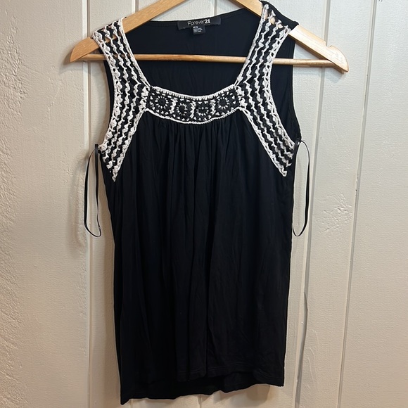 8 shirts mixed lot small and medium bundle - Picture 5 of 10